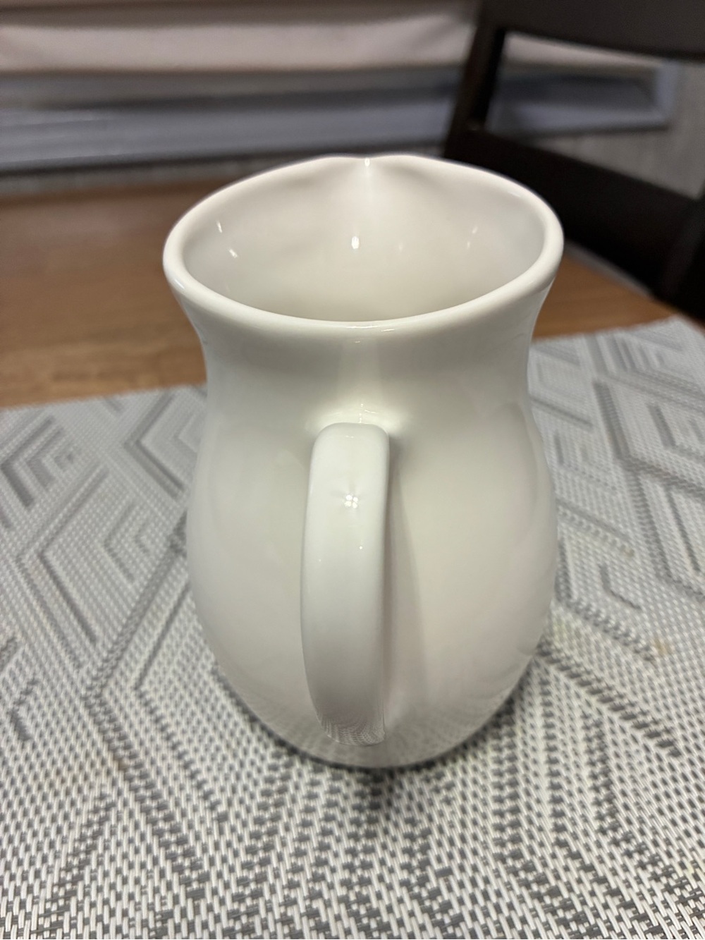 Vintage Centura by Corning White Coupe Creamer - Picture 4 of 6